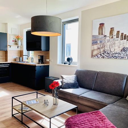 Ferienwohnung Auszeit In Den Parkvillen Carlota Und Candela Baabe Eksteriør billede