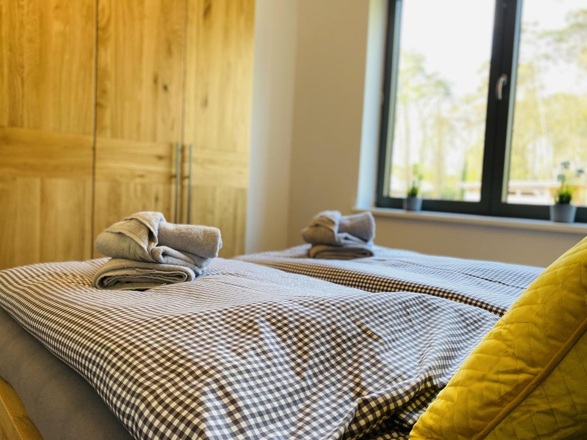 Ferienwohnung Auszeit In Den Parkvillen Carlota Und Candela Baabe Eksteriør billede
